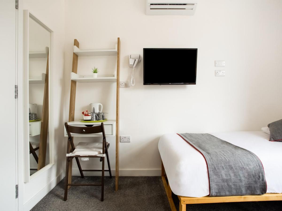 Oyo Mystay Inn London Exterior photo