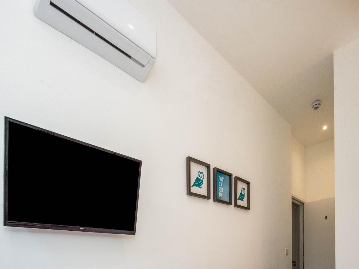 Oyo Mystay Inn London Exterior photo